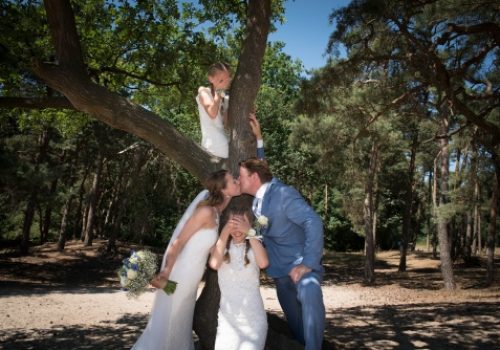 Say yes to new adventures Lees meer over bruiloft foto's